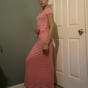 Adorable pink striped maxi dress!<3